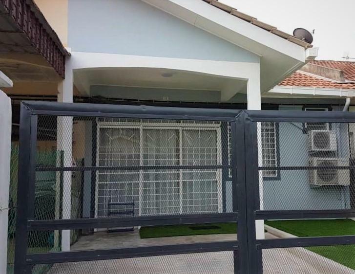 The Serene Homestay, Port Dickson Eksteriør bilde